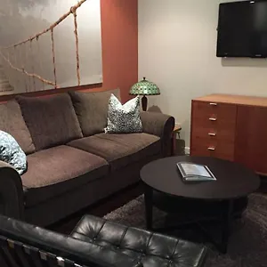 Modern In Beautiful Kitsilano Apartment Vancouver