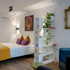 Miniloft Pelgrim Apartment Antwerp