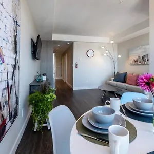 Clean 4th Floor 1 Bedroom Apt In Old Town China Town Apartment Victoria