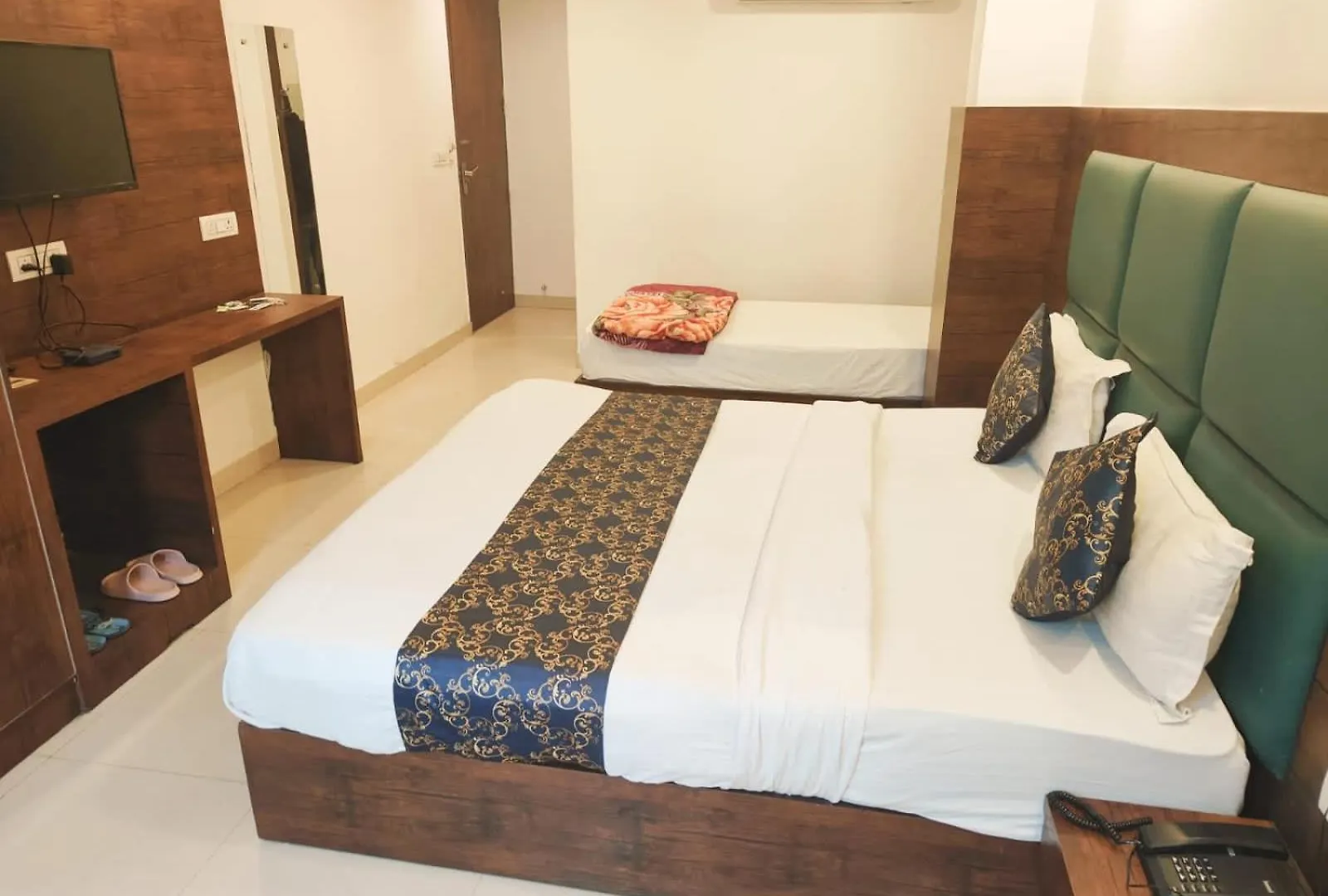 Hotel Tej Palace Near Igi Airport Delhi New Delhi